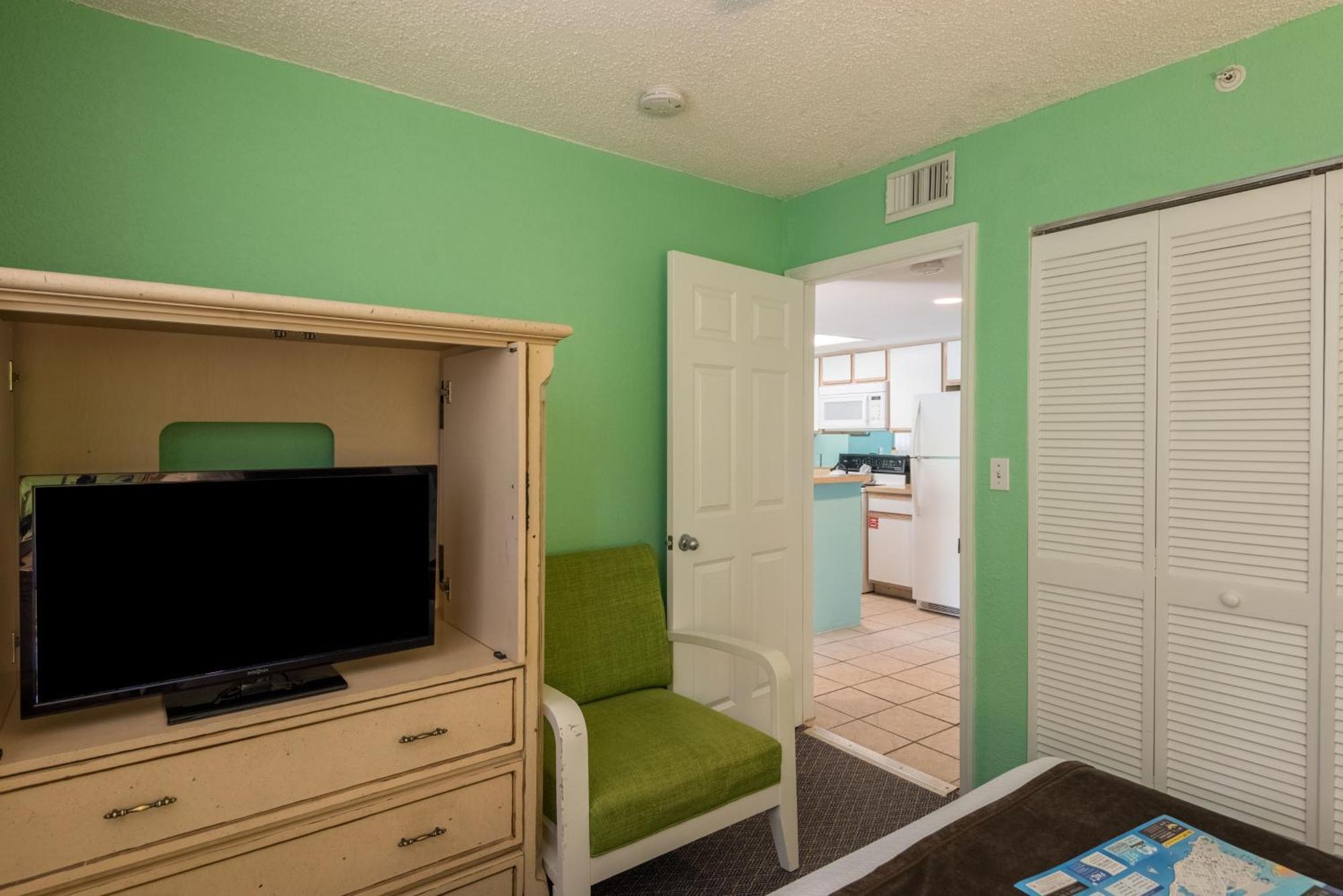 Sunrise Suites Jamaica Suite #102 Key West Kamer foto